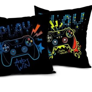 2pcs Gaming Controller Themed Throw Pillow Covers Set - Black